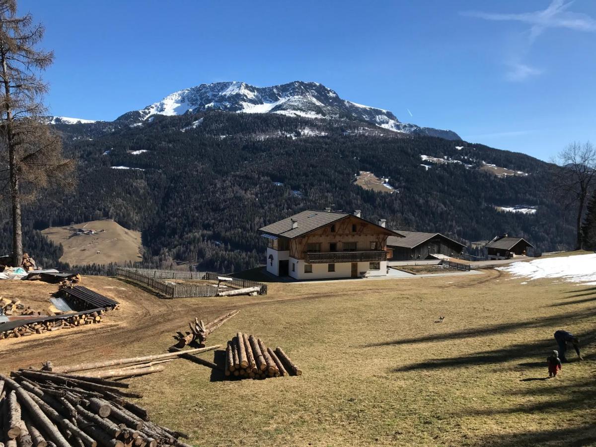 Oeberst-Hof Lägenhet Sarentino Exteriör bild